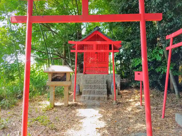 稲荷社(井堀)の末社・摂社