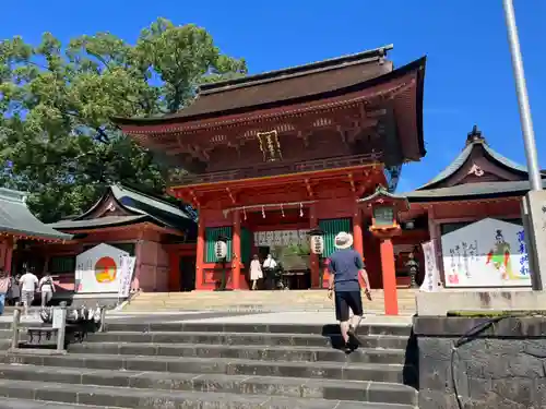 富士山本宮浅間大社の山門・神門