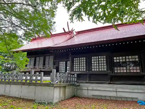 深川神社の本殿・本堂