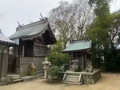 高田八幡神社の{uncategorized: "未分類", other: "その他", undefined: "問題あり", building: "その他建物", grave: "お墓", sacred_gate: "鳥居", guardian: "狛犬", statue: "像", buddha: "仏像", history: "歴史", nature: "自然", garden: "庭園", animal: "動物", pagoda: "塔", temizu: "手水舎", mountain_gate: "山門・神門", sanctuary: "本殿・本堂", subordinate: "末社・摂社", art: "芸術", scenery: "景色", jizo: "地蔵", ema: "絵馬", goshuin: "御朱印", omikuji: "おみくじ", items: "授与品その他", amulet: "お守り", goshuincho: "御朱印帳", eats: "食事", festival: "お祭り", votive_dance: "神楽", shichigosan: "七五三参", wedding: "結婚式", experience: "体験その他", initially: "初詣", around: "周辺", anti_infection: "感染症対策"}