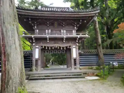 那谷寺の山門・神門
