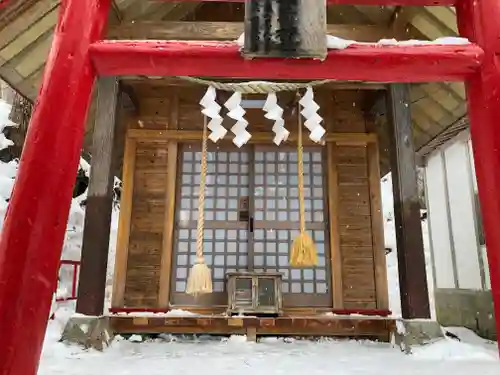 萬蔵稲荷神社の本殿・本堂
