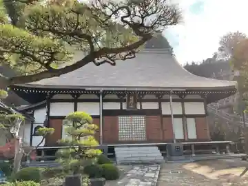 自得寺の本殿・本堂