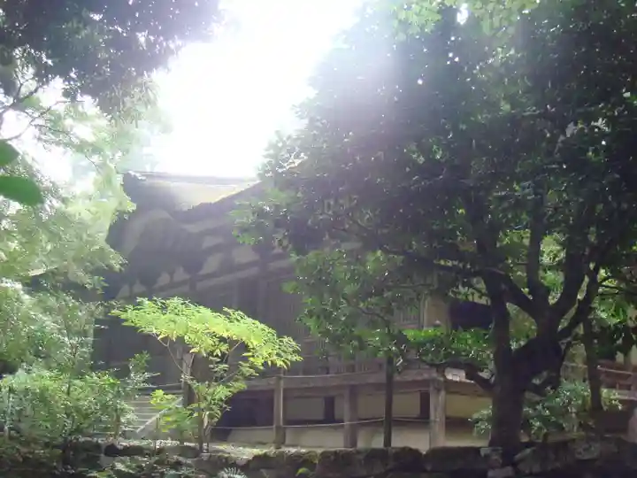 百済寺の本殿・本堂