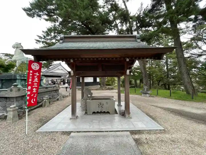 龍城神社の手水舎