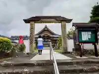 観音寺の山門・神門