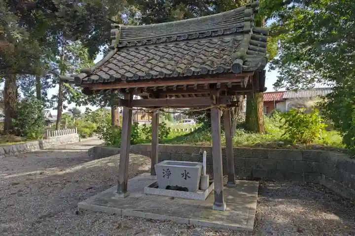 大領神社の手水舎