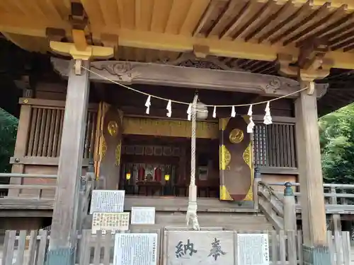 氷川神社の本殿