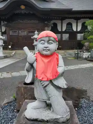 龍穏院の像