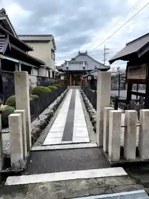壺井寺の山門・神門