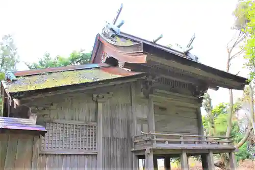 三社神社の本殿