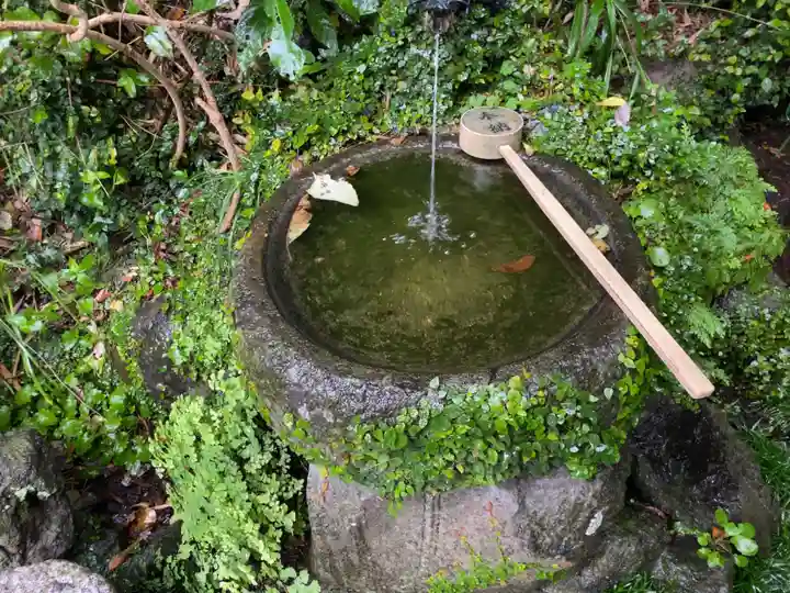 叶神社(東叶神社)の手水舎