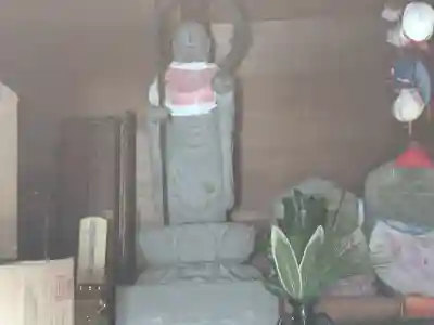 満願寺の{uncategorized: "未分類", other: "その他", undefined: "問題あり", building: "その他建物", grave: "お墓", sacred_gate: "鳥居", guardian: "狛犬", statue: "像", buddha: "仏像", history: "歴史", nature: "自然", garden: "庭園", animal: "動物", pagoda: "塔", temizu: "手水舎", mountain_gate: "山門・神門", sanctuary: "本殿・本堂", subordinate: "末社・摂社", art: "芸術", scenery: "景色", jizo: "地蔵", ema: "絵馬", goshuin: "御朱印", omikuji: "おみくじ", items: "授与品その他", amulet: "お守り", goshuincho: "御朱印帳", eats: "食事", festival: "お祭り", votive_dance: "神楽", shichigosan: "七五三参", wedding: "結婚式", experience: "体験その他", initially: "初詣", around: "周辺", anti_infection: "感染症対策"}