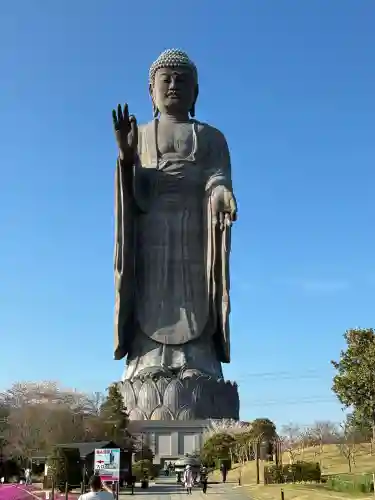 東本願寺本廟 牛久浄苑（牛久大仏）(茨城県)