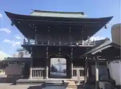 医王寺の山門