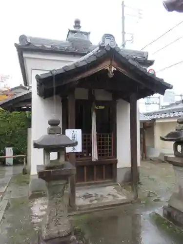 西方寺の本殿・本堂