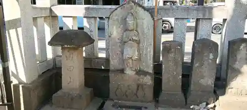 柏神社の{uncategorized: "未分類", other: "その他", undefined: "問題あり", building: "その他建物", grave: "お墓", sacred_gate: "鳥居", guardian: "狛犬", statue: "像", buddha: "仏像", history: "歴史", nature: "自然", garden: "庭園", animal: "動物", pagoda: "塔", temizu: "手水舎", mountain_gate: "山門・神門", sanctuary: "本殿・本堂", subordinate: "末社・摂社", art: "芸術", scenery: "景色", jizo: "地蔵", ema: "絵馬", goshuin: "御朱印", omikuji: "おみくじ", items: "授与品その他", amulet: "お守り", goshuincho: "御朱印帳", eats: "食事", festival: "お祭り", votive_dance: "神楽", shichigosan: "七五三参", wedding: "結婚式", experience: "体験その他", initially: "初詣", around: "周辺", anti_infection: "感染症対策"}