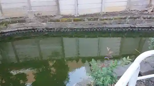 磐井神社の庭園