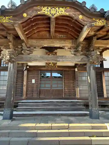 柳沢寺の本殿・本堂