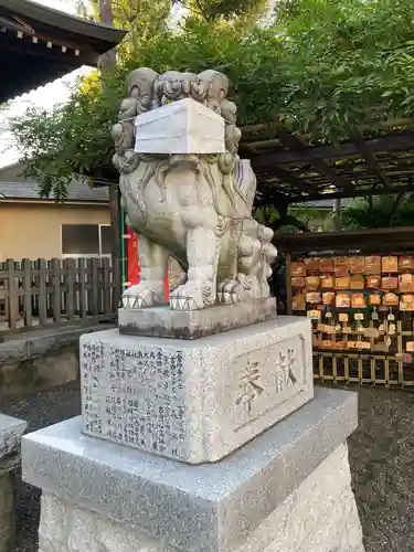 お三の宮日枝神社の狛犬