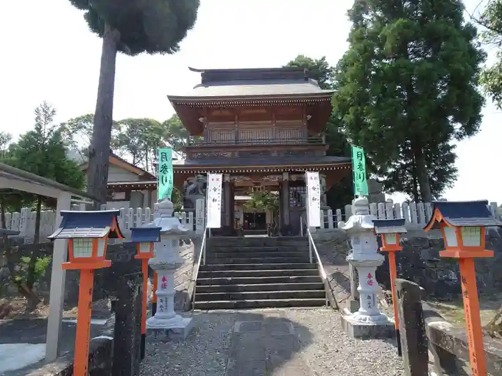 辺田見若宮神社の山門・神門