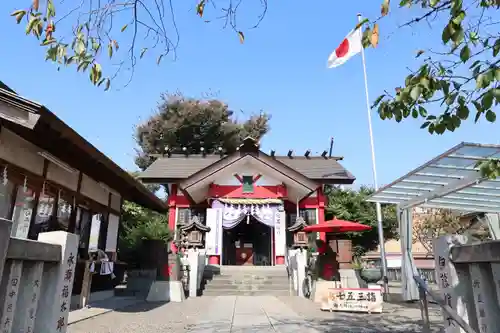 元郷氷川神社の本殿・本堂