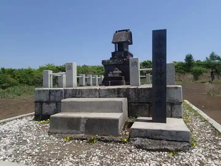 諏訪神社奥宮(山梨県)