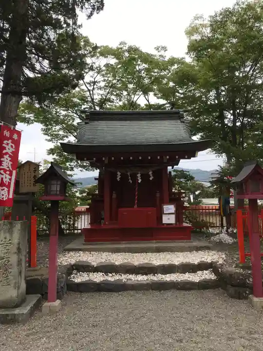 生島足島神社の末社・摂社