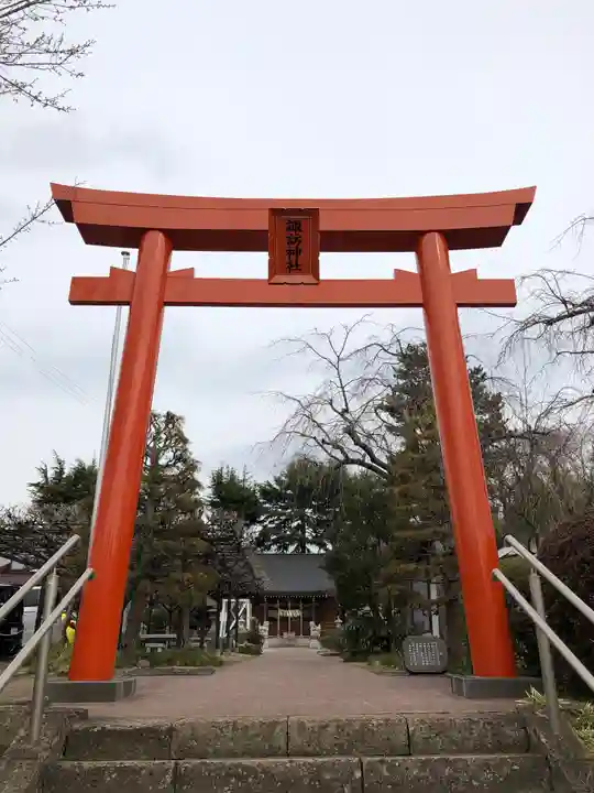 諏訪神社の鳥居