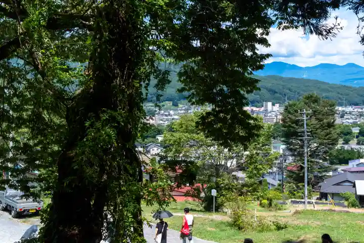 諏訪大社上社前宮(長野県)