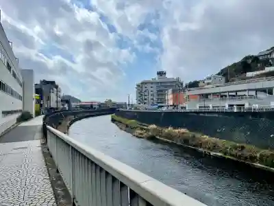 塩釜神社（鹽竈神社）の{uncategorized: "未分類", other: "その他", undefined: "問題あり", building: "その他建物", grave: "お墓", sacred_gate: "鳥居", guardian: "狛犬", statue: "像", buddha: "仏像", history: "歴史", nature: "自然", garden: "庭園", animal: "動物", pagoda: "塔", temizu: "手水舎", mountain_gate: "山門・神門", sanctuary: "本殿・本堂", subordinate: "末社・摂社", art: "芸術", scenery: "景色", jizo: "地蔵", ema: "絵馬", goshuin: "御朱印", omikuji: "おみくじ", items: "授与品その他", amulet: "お守り", goshuincho: "御朱印帳", eats: "食事", festival: "お祭り", votive_dance: "神楽", shichigosan: "七五三参", wedding: "結婚式", experience: "体験その他", initially: "初詣", around: "周辺", anti_infection: "感染症対策"}