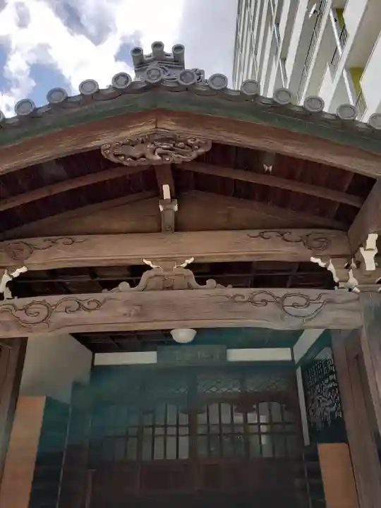 長泉寺の本殿・本堂