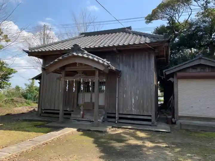 柏原神社の本殿・本堂