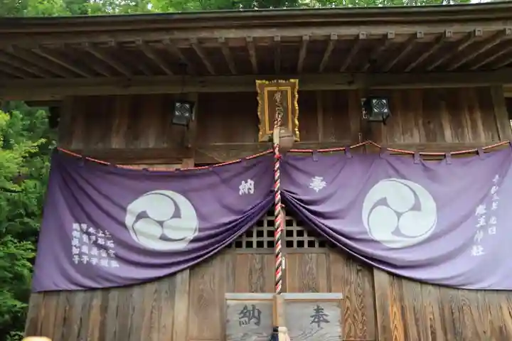 大六天麻王神社の本殿・本堂