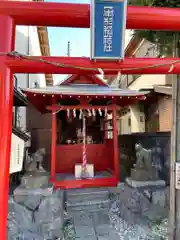 一本杉稲荷神社の鳥居