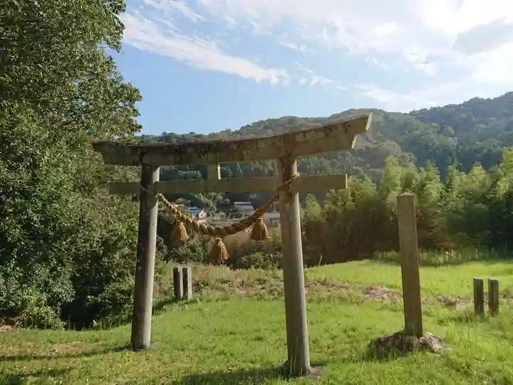 奥殿神社の鳥居