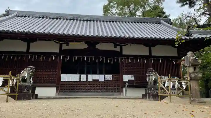 柴籬神社の本殿・本堂
