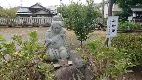 熊川神社の仏像