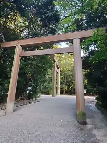 上知我麻神社（熱田神宮摂社）の鳥居