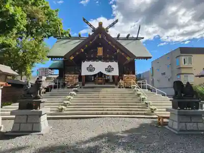 札幌諏訪神社の本殿・本堂