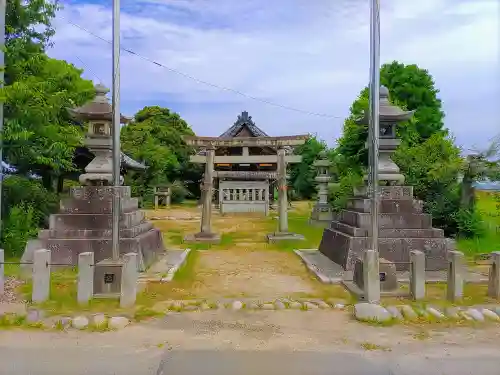 八幡社（堀之内）の建物その他