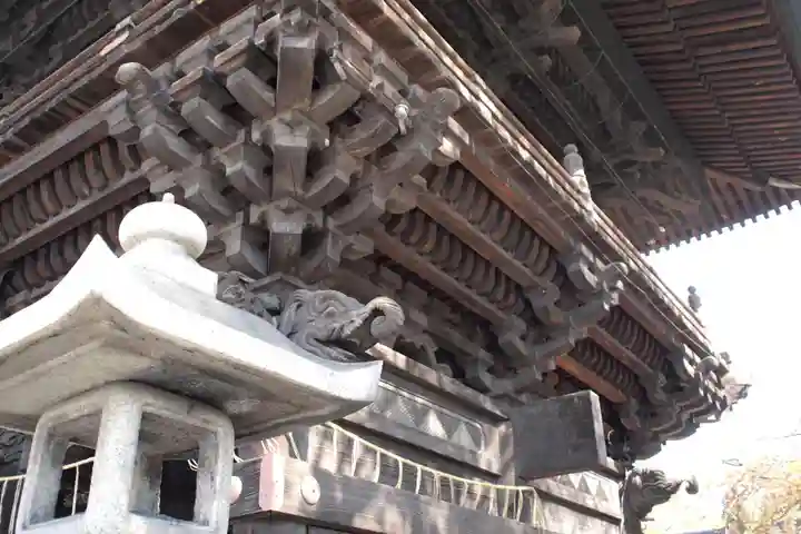 鳥海月山両所宮の本殿・本堂