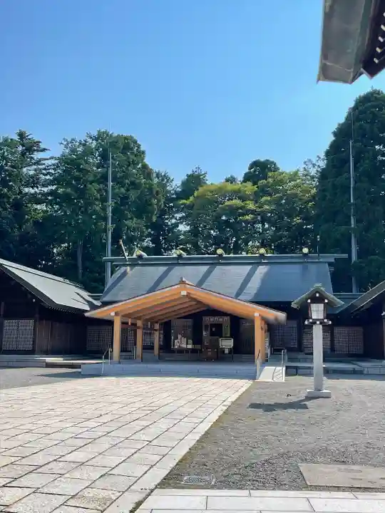 石川護國神社の本殿・本堂