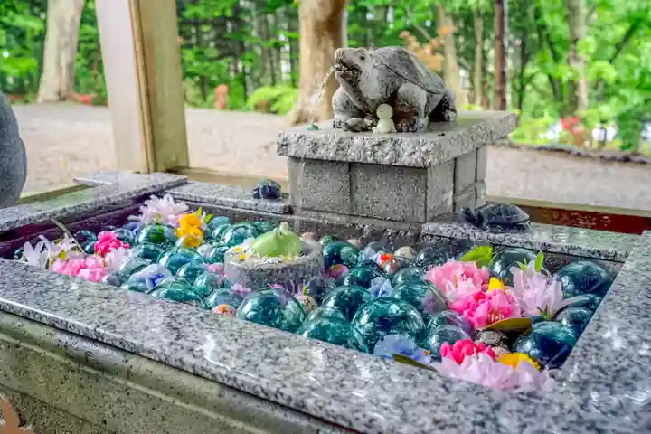 尻岸内八幡神社の手水舎