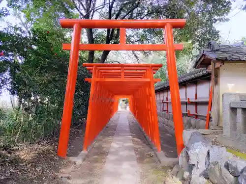 八幡社（丹陽町重吉）の鳥居