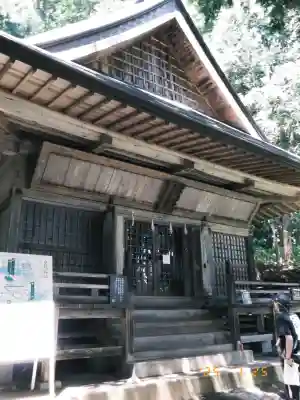 戸隠神社火之御子社の{uncategorized: "未分類", other: "その他", undefined: "問題あり", building: "その他建物", grave: "お墓", sacred_gate: "鳥居", guardian: "狛犬", statue: "像", buddha: "仏像", history: "歴史", nature: "自然", garden: "庭園", animal: "動物", pagoda: "塔", temizu: "手水舎", mountain_gate: "山門・神門", sanctuary: "本殿・本堂", subordinate: "末社・摂社", art: "芸術", scenery: "景色", jizo: "地蔵", ema: "絵馬", goshuin: "御朱印", omikuji: "おみくじ", items: "授与品その他", amulet: "お守り", goshuincho: "御朱印帳", eats: "食事", festival: "お祭り", votive_dance: "神楽", shichigosan: "七五三参", wedding: "結婚式", experience: "体験その他", initially: "初詣", around: "周辺", anti_infection: "感染症対策"}