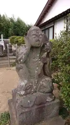 昌福寺の像