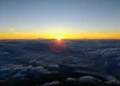 富士山頂上浅間大社奥宮(静岡県)