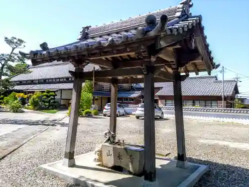 昌福寺の手水舎