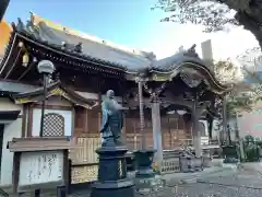 蓮乗寺の本殿